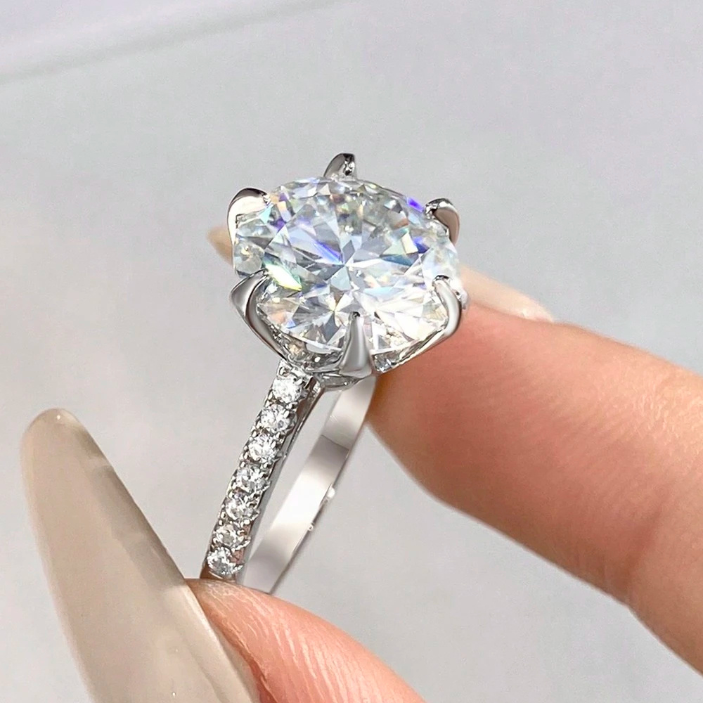 Women's 5 Carat Moissanite Classic Six-Claw Ring, Luxurious Gift